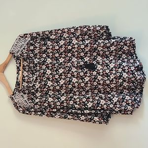 Style & Co womens floral blouse